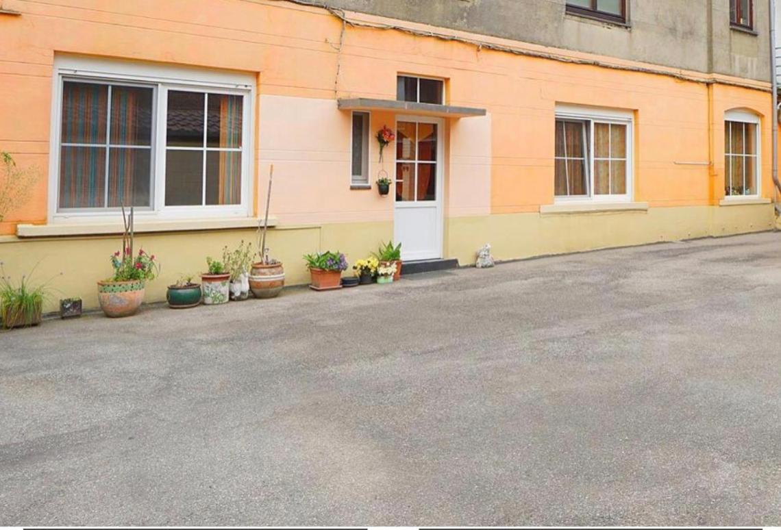 Village Fertile Charleroi Exterior foto
